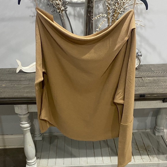 We The Free Asymmetrical Tan Shirt - Picture 4 of 5